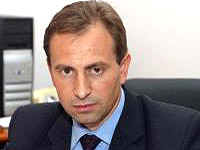 Томенко рассмотрел две интриги на выборах-2006