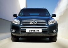 Toyota RAV4: автомобиль на все случаи жизни