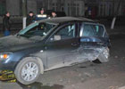 В Киеве столкнулись Mazda3 и Skoda Fabia. Есть погибшие и много раненых. Фото