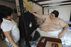 Самый толстый человек в мире решил жениться. Фото
