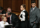 Им кризис нипочем. Соратница Тимошенко носит «наручник» за 82 тысячи евро. Фото