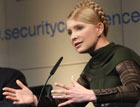 Тимошенко закосила под Шарон Стоун из «Основного инстинкта». Спасибо хоть ноги не раздвигала. Фото