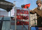 У Ющенко появился свой самолет. Он стоит на Майдане. Фото