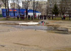 В Киеве на Борщаге утонула иномарка. Фото