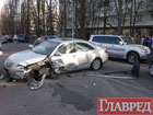 Пьяный киевлянин пытался полихачить на дороге. Итог – 2 машины не подлежат ремонту. Фото