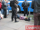 В тихом омуте черти водятся. На маленькой улочке в Киеве случилось кровавое ДТП. Фото