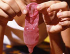 Ученые установили, что презервативы опасны для здоровья