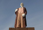 Украинским коммунякам на заметку. В Румынии поставили памятник Ленину… из шоколада. Фото