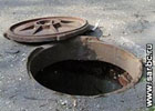 В Киеве массово тырят канализационные люки