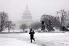 Столица США оказалась в снежной ловушке. Фото