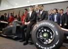 Команда «Формулы-1» Hispania Racing Team представила новый болид на сезон 2010 года. Фото