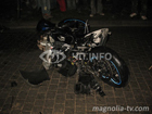 Опасное столкновение мотоцикла и легковушки в Крыму. Пострадавшие уехали на «скорой». Фото