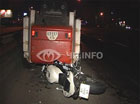 В Киеве под покровом ночи разбился мотоциклист. Фото