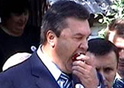 Янукович уехал из Львова не солоно хлебавши