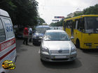 Незначительная авария в Киеве организовала огромнейшую пробку. Фото