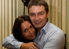 У Андрея Ющенко и его жены денег хватает только на памперсы. Может скинуться нуждающимся?
