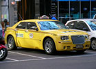 Столичные таксисты требуют доплаты за прохладный ветерок