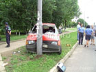 В cуровом Николаеве два кореша влетели в столб на украденном авто. Фото
