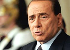 Берлускони резко раскритиковали за снимок с Медведевым