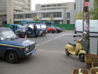 В Киеве скутер на полном ходу влупился в микроавтобус. Фото