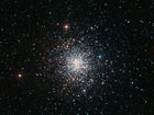 Астрономы сделали снимок компании пожилых звезд. Фото