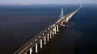 Китайцы не перестают удивлять. Они построили самый длинный в мире мост протяженностью 42,5 км. Фото