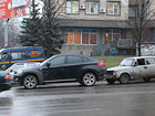 В Киеве старый «Жигуленок» «поцеловал» в зад крутой BMW. Фото