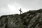Днепропетровские вандалы разрушили крест на могиле бойцов УНР