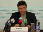 Немцов: Азаров может говорить, что хочет – трубу вы никогда не отдадите