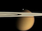 Ученые нашли на Титане перистые облака. Фото