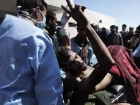 Каддафи обвиняют в смерти 10 тысяч человек. Население требует защиты