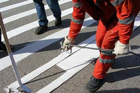 В Киеве рисуют новую разметку на дорогах. Давно пора