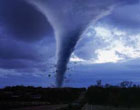 Торнадо в США унес жизни почти 300 человек. На очереди - Канада
