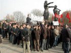 На Холме Славы во Львове происходят кровавые стычки с «Беркутом». Пострадал глава Тернопольского облсовета