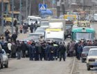 Милиция отбирает палатки у участников акции «День гнева» и на всякий случай шерстит киевские парки