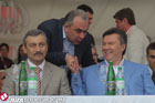 Янукович лично дал стал старт ралли в Ялте. Фото