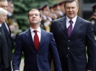 Янукович заранее поздравил Медведева. Оказывается, нас объединяют Гагарин и Чернобыль