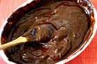 Финские ученые объяснили, почему горячий шоколад полезнее плиточного