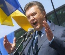 Янукович посадил на Березняках дерево и пообещал, что «будет красиво»