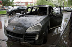 В столице сожгли шикарный Porsche Cayenne. Кто-то что-то не поделил. Фото