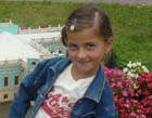 Помогите найти ребенка. В Киеве средь бела дня пропала 9-летняя девочка. Фото