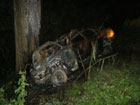 На Волыни сгорела машина вместе с людьми. Фото