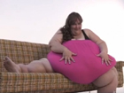 330-килограммовая американка пытается довести вес до тонны, чтобы быть сексуальнее. Фото не для анорексичек