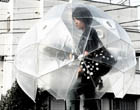 С наступлением осени любители креатива добрались до зонтов. Вам понравится. Фото.