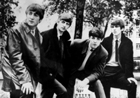Виниловая пластинка с автографами The Beatles ушла с молотка за 14,7 тыс. грн.