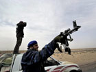 Ливийские повстанцы продолжают поиски Каддафи