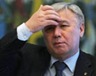 Ехануров пророчит сумасшедшие расходы из-за очередной дыры в законопроекте
