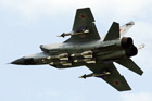 В России прямо в воздухе взорвался истребитель МиГ-31. Оба пилота погибли