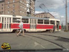 В Киеве трамвай чуть не разорвало на части. В прямом смысле. Фото