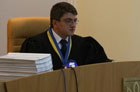 На «судилище» становится жарко. Киреев отказался слушать Тимошенко во время прений